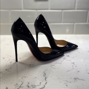 Christian Louboutin So Kate